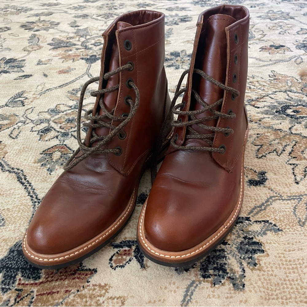 Nisolo Brown Leather Lace-Up Boots